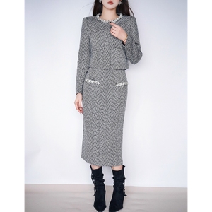 Nouvel Ensemble de Mode Boutique pour Femmes, Manteau Court Col Rond Style « Petit Parfum » et <span class=keywords><strong>Jupe</strong></span> Mi-longue – Tenue d'Automne/<span class=keywords><strong>Hiver</strong></span> - Product Image 2
