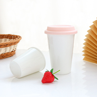 Tasses en porcelaine Jingchen, vente en gros, personnalisables, en céramique, en porcelaine fine blanche, tasses de voyage avec couvercle en silicone, style moderne, compatibles lave-vaisselle, pour mariage