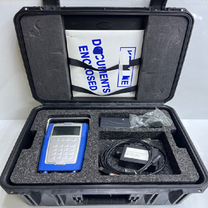 UFC400 <span class=keywords><strong>P</strong></span>, 6400 Tragbarer Ultraschall-Durchflussmesser - Product Image 1