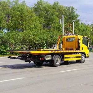 Grúa de Remolque Isuzu 700p 4X2 de 6 Toneladas, Plataforma Multiusos para Transporte de Vehículos - Product Image 5