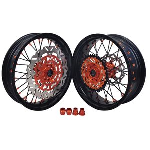 Juego de llantas de ruedas Supermoto de 17 pulgadas compatibles con K TM 125 250 450 530cc EXC SXF XCF 2003-2024 llanta negra de cubo naranja - Product Image 3