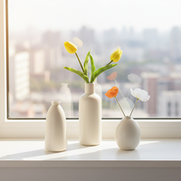 Vase à fleurs en porcelaine émaillée mate style crème nordique simple ARM LVG, fait main, en céramique, pour décoration intérieure, mini-conteneur floral pour mariage