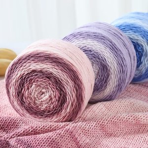 Fil de <span class=keywords><strong>coton</strong></span> laitier 5 brins 200g anti-boulochage teint en dégradé, <span class=keywords><strong>pelote</strong></span> tricotée à la main, kit de matériel DIY pour crochet, vente en gros fabricant - Product Image 3