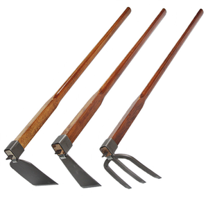 Houe de jardin en acier robuste avec long manche en bois pour le travail du sol, le désherbage et la culture - Product Image 4