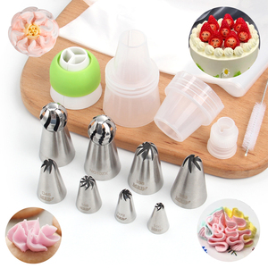Ensemble de 20 outils de <span class=keywords><strong>d</strong></span>écoration de gâteaux <span class=keywords><strong>en</strong></span> acier inoxydable avec coupleurs pour la <span class=keywords><strong>d</strong></span>écoration de gâteaux - Product Image 3
