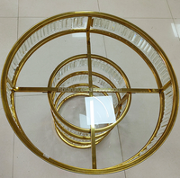 Centre de table moderne Furun 2023 pour mariage, en acier inoxydable doré, nouveau design, table à gâteau en cristal pour mariage