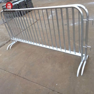 Barrière de contrôle des foules galvanisée et plongée à chaud enduite de poudre provisoire de bonne qualité de vente chaude pour le contrôle de la circulation - Product Image 5