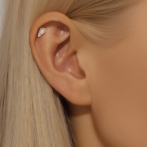Boucles d'oreilles clous en argent 925, opale ronde de luxe, étoile creuse à quatre branches, très vendues - Product Image 6