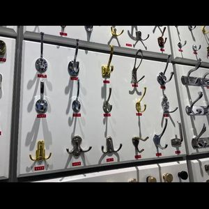 Popular Zinc Alloy Simple and Modern Clothing Hook Wall Hook Tap-screw Mounting Hook - Product Image 3