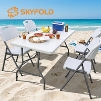 Table pliante carrée portable en PEHD blanc moulé par soufflage, idéale pour l'extérieur – Meilleure vente