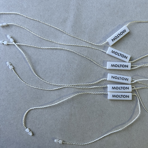 Cuerda de Nylon Personalizada con Cierre de Plástico y Resina Epoxi Brillante para Etiquetas Colgantes, Suministro de Fábrica en Vietnam - Product Image 2