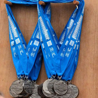 Médaille sportive personnalisée pas chère en alliage de zinc avec ruban et cordon – Fabricant de médailles