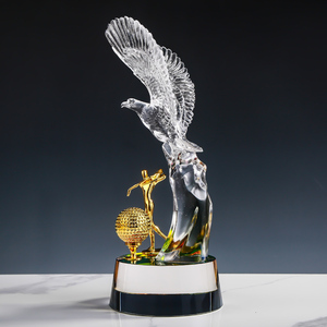 Decoração Personalizada para Casa Novo Design Grande Troféu de Cristal de Vidro Prêmio de Golfe Troféu Águia com Asas Transparentes - Product Image 5