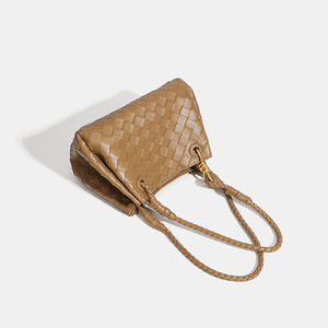 <strong>China</strong> Wholesale High Quality 2025 <strong>Designer</strong> <strong>Handbags</strong> PU Woven Shoulder-Bag Waterproof Durable Luxury <strong>Handbags</strong> for Women - Product Image 3