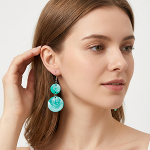 Pendientes de Resina Hechos a Mano, Diseño de Hadas, Forma/Color Personalizados, Acabado Artístico de Lujo con Brillo, Alta Calidad para Mujeres Modernas - Product Image 1