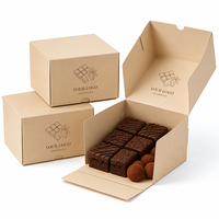 Boîte en carton blanc robuste, compacte, avec revêtement mat, impression personnalisée en gros, pour l'emballage de pâtisseries, chocolats