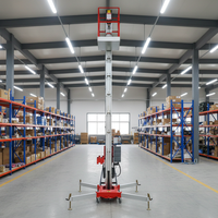 Plateforme élévatrice mobile verticale à mât unique avec stabilisateurs, alimentée par batterie, pour entrepôt intérieur