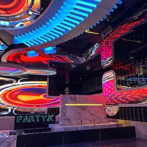 หน้าจอ LED KTV แบบโต้ตอบพร้อมฟังก์ชั่นสัมผัสสำหรับการแสดงการเลือกเพลง - Product Image 1