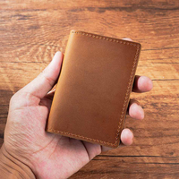 Vente en gros Porte-cartes portefeuille à deux volets en cuir de cheval fou de style vintage personnalisé Porte-cartes en cuir de vache pleine fleur véritable