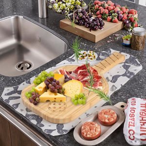 Planche à <span class=keywords><strong>Fromage</strong></span> en Bambou avec Poignée, <span class=keywords><strong>Plateau</strong></span> de Service pour les Clubs de Pickleball, 17x8,5 Pouces, 8.5 Pouces - Product Image 3