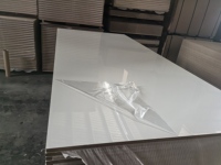 Panneau PET 1220*2440 18mm noir blanc super mat très brillant MDF PET pour meubles