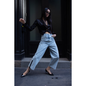 Jeans Demi de Corte Recto con Cierre Lateral - Product Image 3