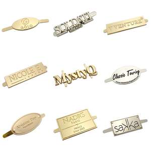 Etiquetas de <span class=keywords><strong>metal</strong></span> personalizadas con logotipo en relieve de acero inoxidable para bolsos - Product Image 3