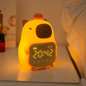 Réveil-lampe à thème Capybara avec système d'arrêt automatique et fonction snooze pour un usage quotidien par les enfants - Product Image 6