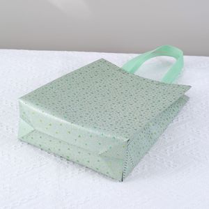 Xinsen Nonwoven Tote <b>Bag</b> 35x25x10 Cm Laminated With Logo Printing For Shopping Packaging - Product Image 3