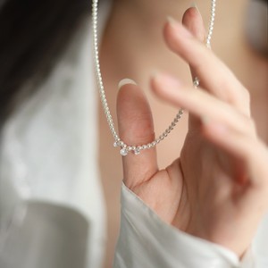 สร้อยคอแฟชั่นทรงเรขาคณิตประดับมุกเทียมขนาด 2.5 มม. ชุบทองบนสแตนเลส สำหรับผู้หญิง - Product Image 1