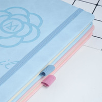 Regalo Promocional, Cuaderno Escolar de PU Blanco con Páginas Interiores de 80g, Tamaño A5, con Logotipo Personalizado y Banda Elástica, en Oferta