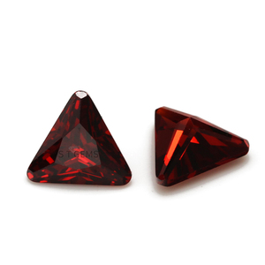 Sẵn Sàng Giao Hàng 200 Chiếc Máy Mài Đá <span class=keywords><strong>Zirconia</strong></span> Đa Dạng Đá Đỏ Garnet <span class=keywords><strong>Ruby</strong></span> Tam Giác Cắt <span class=keywords><strong>Zirconia</strong></span> - Product Image 2