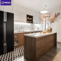 Ensemble d'armoires de cuisine modernes modulaires écologiques en MDF laqué en forme de U Vialla avec robinet et plan de travail stratifié pour appartement - Vente en gros