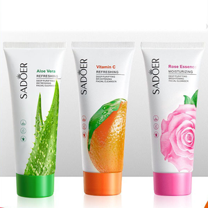 Commercio all'ingrosso di Aloe Vera essenza idratante controllo olio detergente viso lavaggio viso schiumogeno <span class=keywords><strong>Mousse</strong></span> detergente - Product Image 1