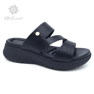 Nuovo Design Trendy Multi cinturino da donna pantofole <span class=keywords><strong>con</strong></span> suola spessa <span class=keywords><strong>con</strong></span> cuscino morbido scarpe da spiaggia <span class=keywords><strong>sandali</strong></span> <span class=keywords><strong>con</strong></span> plateau - Product Image 5