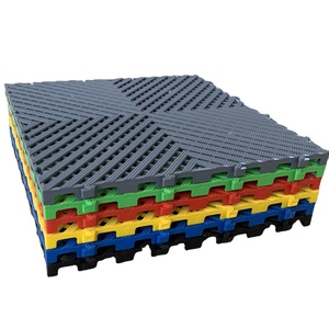 Carreaux de sol en plastique-Résistant à l'eau antidérapant de 18mm d'épaisseur Revêtement de sol écologique pour hangar de <span class=keywords><strong>garage</strong></span> Installation par clic Garantie de 5 ans - Product Image 4