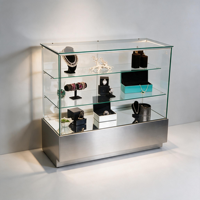 Vitrine à bijoux de luxe à 3 niveaux en verre trempé avec base miroir et piédestal en acier inoxydable brossé, présentoir de comptoir