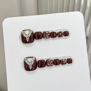 Pointes d'ongles amovibles simples en paillettes dorées brunes, entièrement recouvertes de diamants, qui font de la peau un aspect clair et sont faites à la main. - Product Image 2