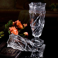 Vas Kaca Kristal Goblet Eropa, Vas Bening dengan Garis Emas Berukir untuk Dekorasi Bunga Meja Pernikahan di Rumah