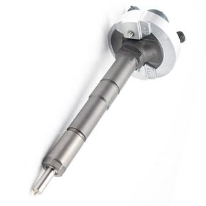 Injektor Bahan Bakar 0445110878 166002DB4B 166002DB4A 0445110467 untuk Bosch NISSAN ZD30 EQ D22 <span class=keywords><strong>2</strong></span>.4 Pickup16600-2DB4A 16600-2DB4B - Product Image 4