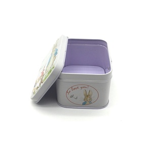 กล่องเหล็กพิมพ์ลายกระต่ายปีเตอร์ สำหรับใส่ขนม/บิสกิต - Product Image 2