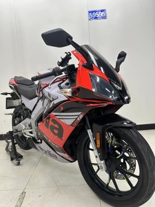 Moto à essence d'occasion Apulia GPR150 - Moteur puissant, motos sportives - Product Image 2