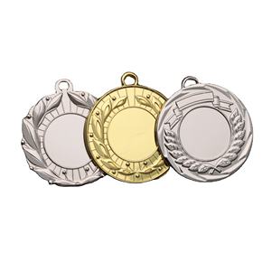 เหรียญรางวัลกีฬาแบบกำหนดเองสำหรับการแข่งขันมาราธอน งานฝีมือโลหะคุณภาพสูง 3 มิติ สีทอง เงิน และทองแดง ออกแบบฟรี ขายส่ง - Product Image 3