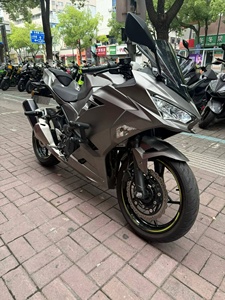 Motocicleta Deportiva <span class=keywords><strong>Kawasaki</strong></span> Ninja 400, Motor de <span class=keywords><strong>Cuatro</strong></span> Tiempos de Bajo Ruido, Certificación CE, OEM/ODM Disponible para Venta al Por Mayor en África - Product Image 1