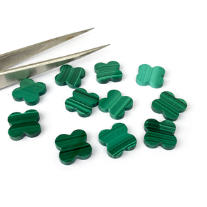 Tự Nhiên Malachite Đá Quý Tùy Chỉnh Cắt Kích Thước Hình Dạng Bán Buôn Chất Lượng Cao Bốn Lá Cỏ Ba Lá Hai Mặt Phẳng Đá Quý Malachite - Product Image 5