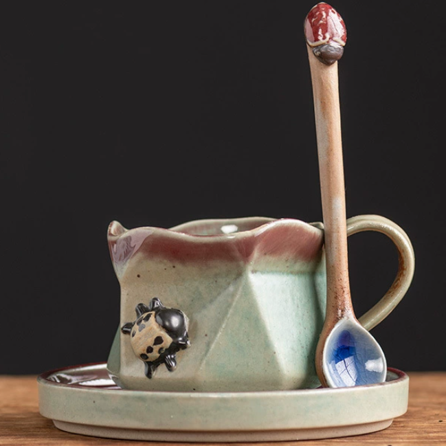 Taza y plato Beetle - verde vintage (con cuchara)