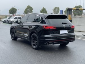 Le Volkswagen Touareffor 2.0TSI Rui Shang Edition <span class=keywords><strong>2021</strong></span> est exporté professionnellement à bas prix - Product Image 5