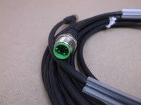 قطعة أصلية حقيقية 7000-P4221-P040200