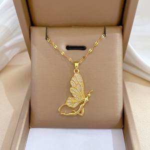 Nouveaux Colliers Pendentifs Fleur Dorée en Acier Inoxydable Personnalisés et Tendance, Vente en Gros, Bijoux Imperméables pour Femmes - Product Image 1