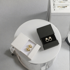 Boîte à bijoux carrée de luxe à succès, élégante, style tiroir, gaufrée, pour emballage cadeau de bagues et colliers, personnalisable - Product Image 2